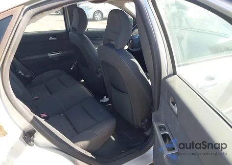 2007 Volvo S40 2.4I from USA, damaged, VIN YV1MS382272305205